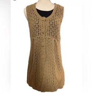 B05 - BCBGMAXAZRIA Sweater‎ Vest WMNS L